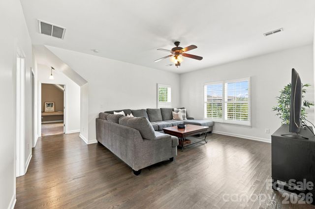 5601 Underwood Avenue, Charlotte, NC 28213