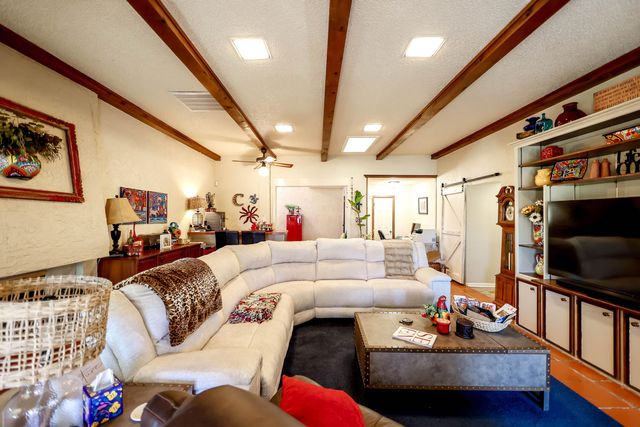 5 Tanglewood Lane, Ransom Canyon, TX 79366