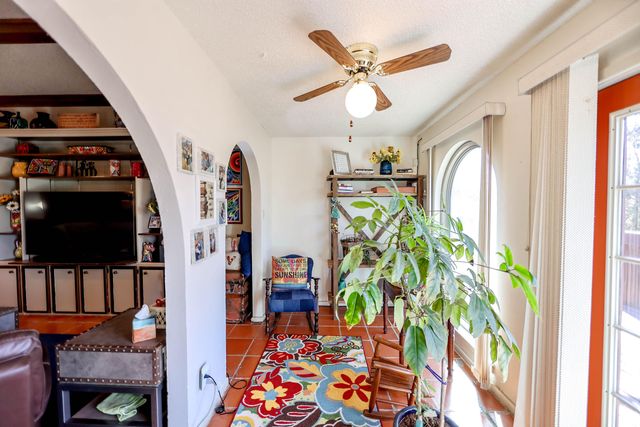 5 Tanglewood Lane, Ransom Canyon, TX 79366