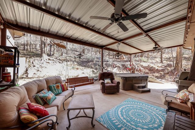 5 Tanglewood Lane, Ransom Canyon, TX 79366