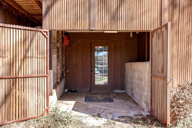 5 Tanglewood Lane, Ransom Canyon, TX 79366