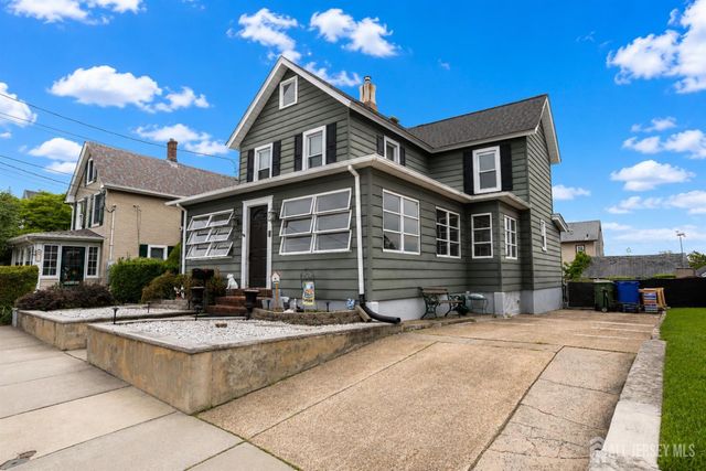 14 Quaid Street, Sayreville, NJ 08872