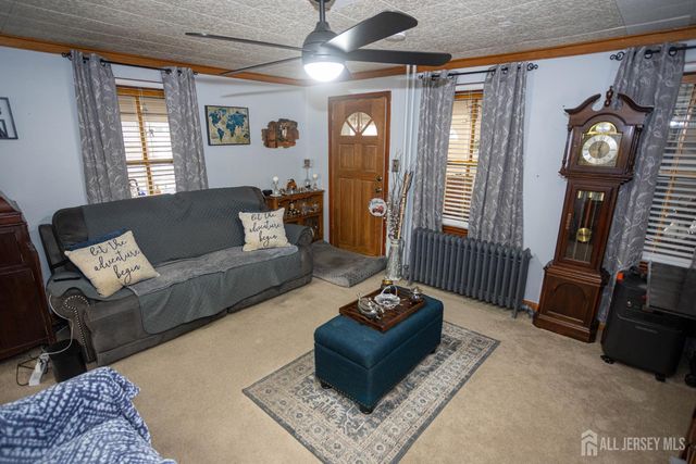 14 Quaid Street, Sayreville, NJ 08872