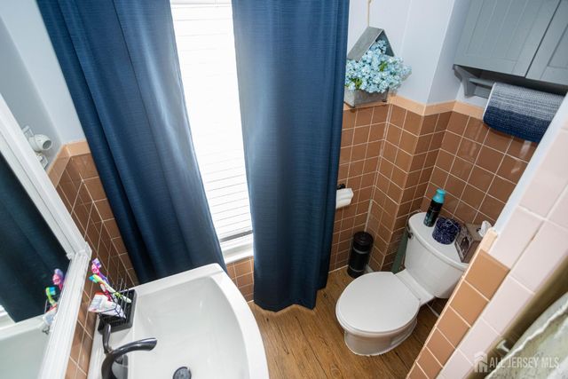 14 Quaid Street, Sayreville, NJ 08872