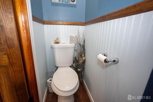 14 Quaid Street, Sayreville, NJ 08872