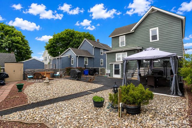 14 Quaid Street, Sayreville, NJ 08872