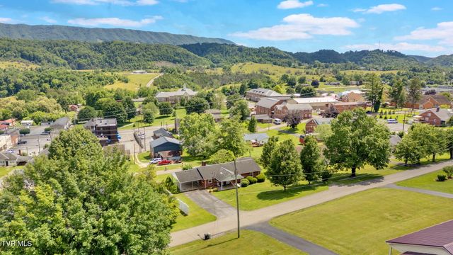 135 Lively Street, Lebanon, VA 24266