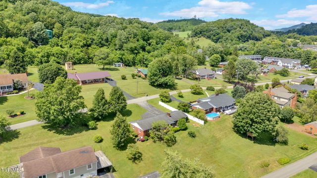 135 Lively Street, Lebanon, VA 24266