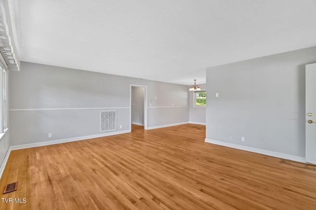 135 Lively Street, Lebanon, VA 24266