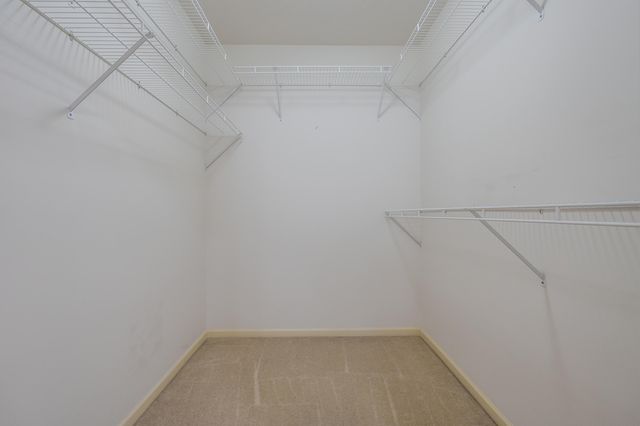 5823 Wood Valley Road 84, Kalamazoo, MI 49009