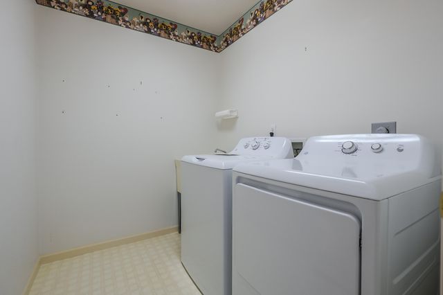 5823 Wood Valley Road 84, Kalamazoo, MI 49009