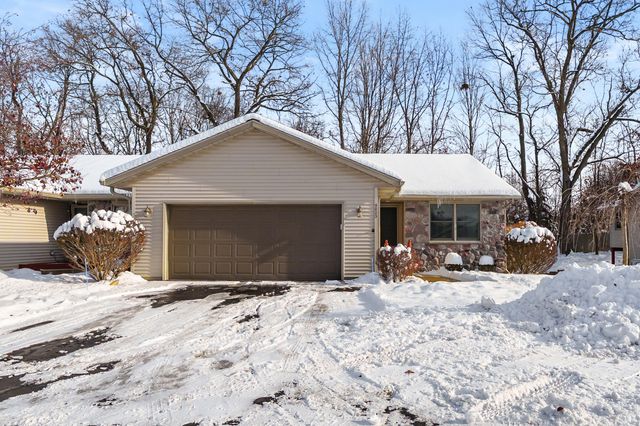 5823 Wood Valley Road 84, Kalamazoo, MI 49009