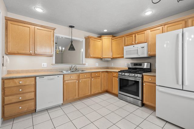 5823 Wood Valley Road 84, Kalamazoo, MI 49009