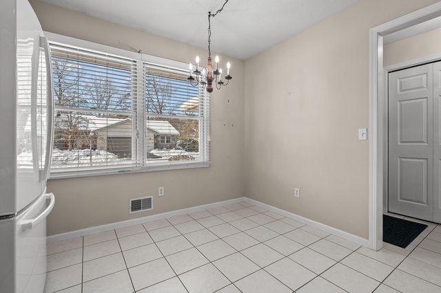 5823 Wood Valley Road 84, Kalamazoo, MI 49009