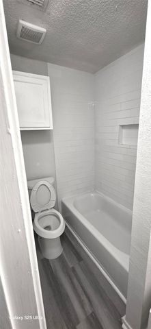 702 Lyle West Avenue C, Cleveland, TX 77327