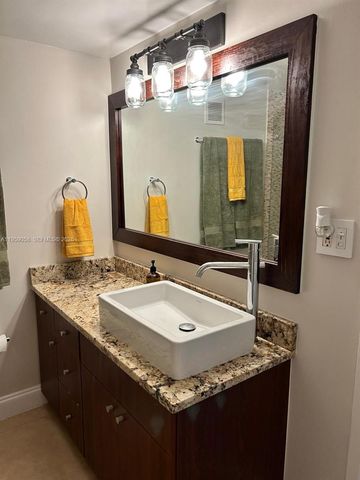 1200 West Ave 805, Miami Beach, FL 33139