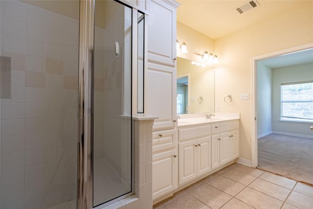 1305 Delsie DR A, Lakeway, TX 78734