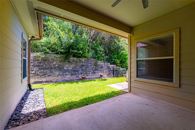 1305 Delsie DR A, Lakeway, TX 78734