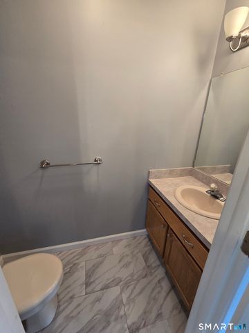 177 Bemis Street 4D, Plymouth, CT 06786