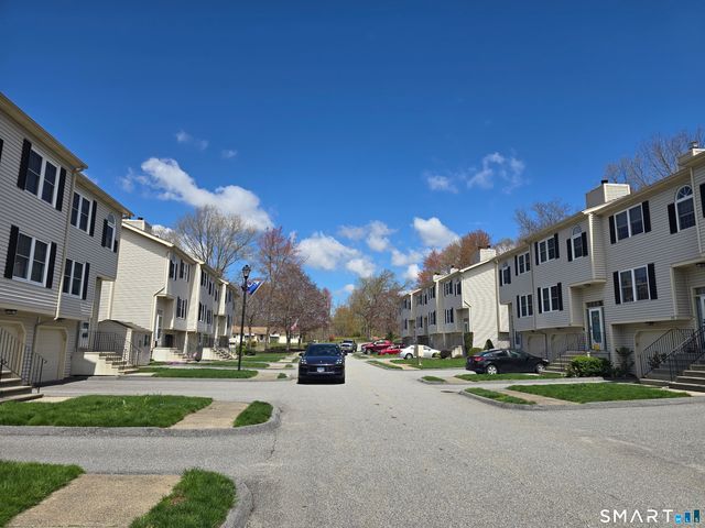 177 Bemis Street 4D, Plymouth, CT 06786