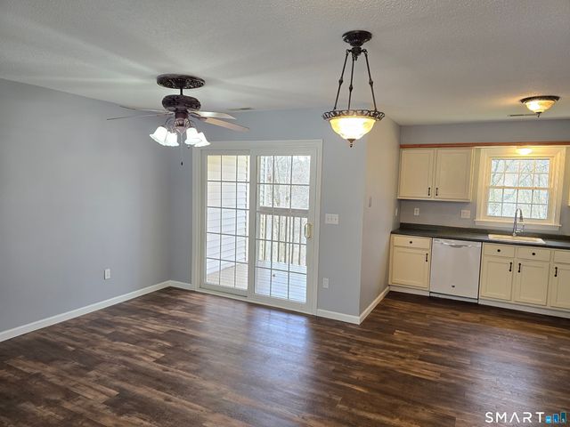 177 Bemis Street 4D, Plymouth, CT 06786