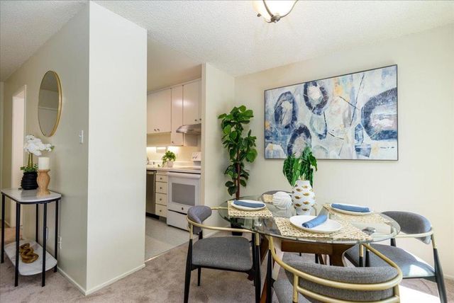 833 N Humboldt Street 208, San Mateo, CA 94401