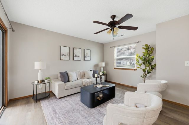 11014 W Grant St, Wichita, KS 67209