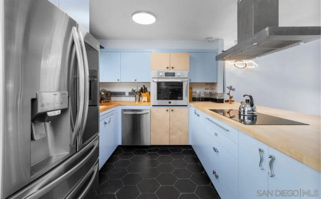 2676 Worden St 61, San Diego, CA 92110