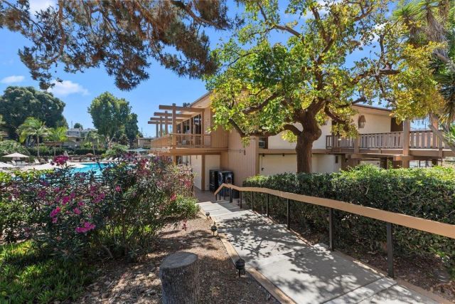 2676 Worden St 61, San Diego, CA 92110
