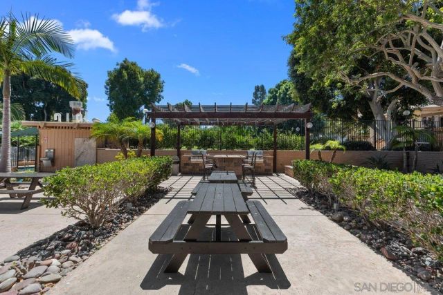 2676 Worden St 61, San Diego, CA 92110