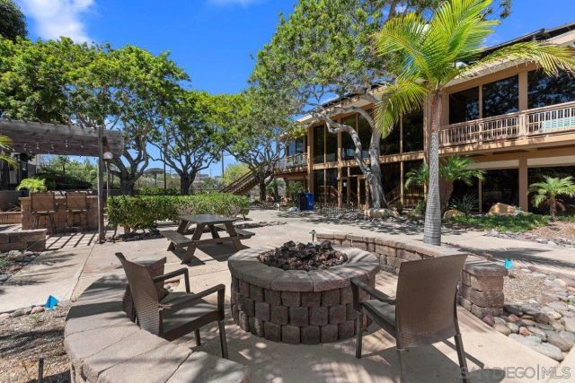 2676 Worden St 61, San Diego, CA 92110