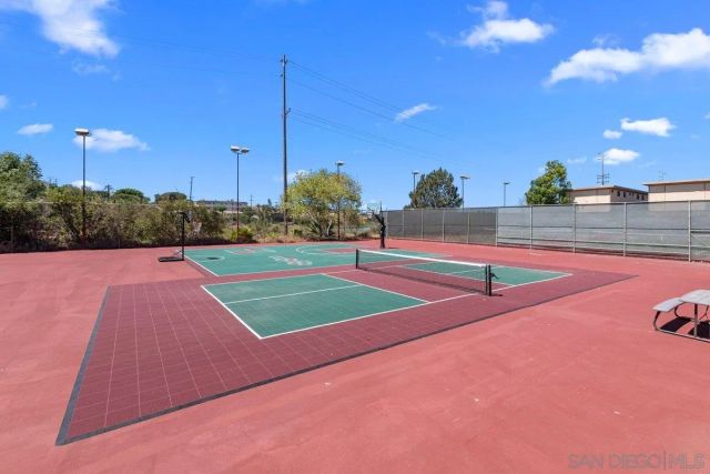 2676 Worden St 61, San Diego, CA 92110