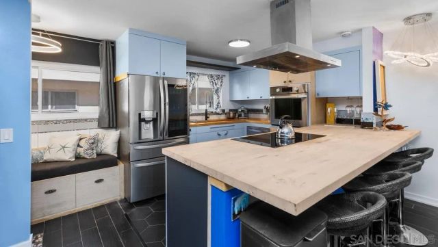 2676 Worden St 61, San Diego, CA 92110