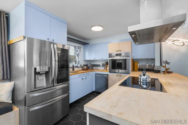 2676 Worden St 61, San Diego, CA 92110