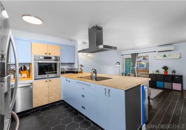2676 Worden St 61, San Diego, CA 92110