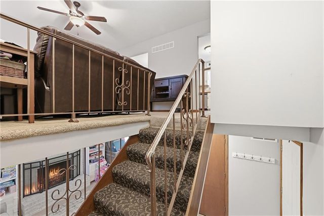 2608 NW Pembroke Court, Blue Springs, MO 64015