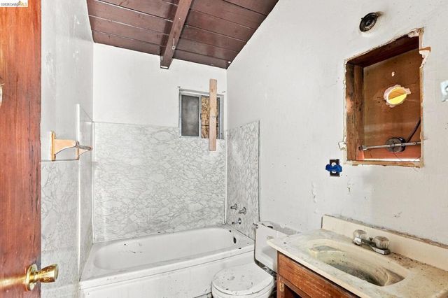 1159 Louisiana St, Vallejo, CA 94590
