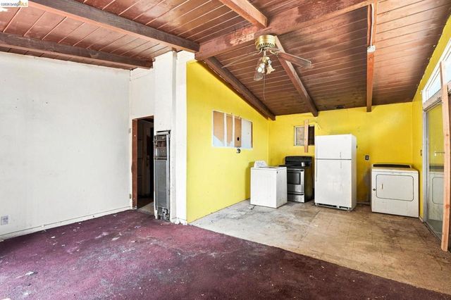 1159 Louisiana St, Vallejo, CA 94590