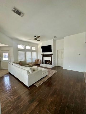 10506 Kirkgreen Drive, Houston, TX 77089