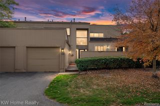 7356 Balsam Court, West Bloomfield Charter Township, MI 48322