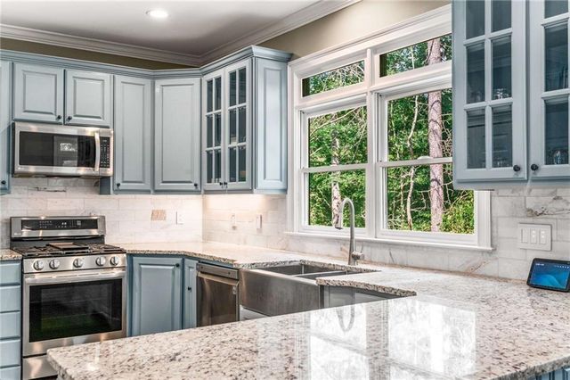 220 Milano Drive SW, Atlanta, GA 30331