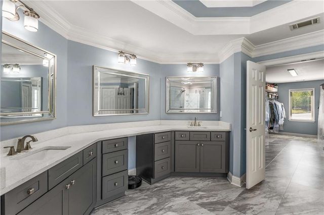 220 Milano Drive SW, Atlanta, GA 30331