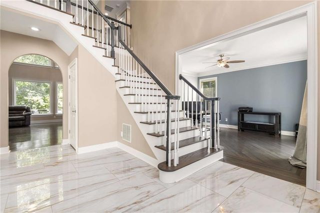 220 Milano Drive SW, Atlanta, GA 30331