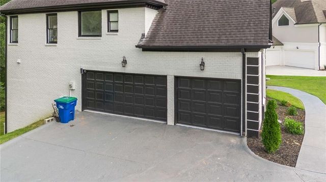 220 Milano Drive SW, Atlanta, GA 30331