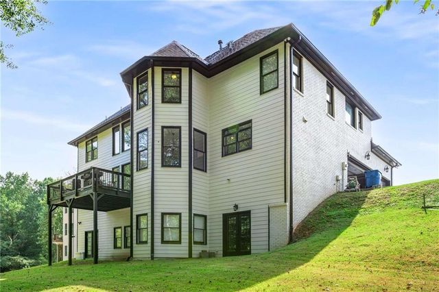 220 Milano Drive SW, Atlanta, GA 30331
