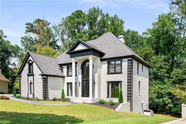 220 Milano Drive SW, Atlanta, GA 30331