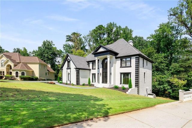 220 Milano Drive SW, Atlanta, GA 30331