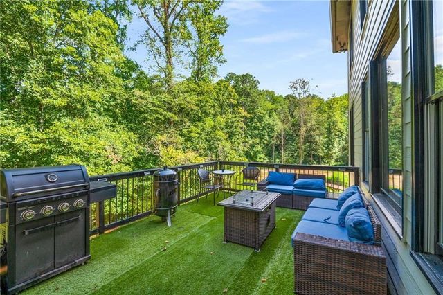 220 Milano Drive SW, Atlanta, GA 30331