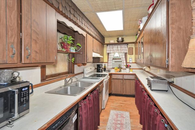 3663 W Church Road, Beecher, IL 60401
