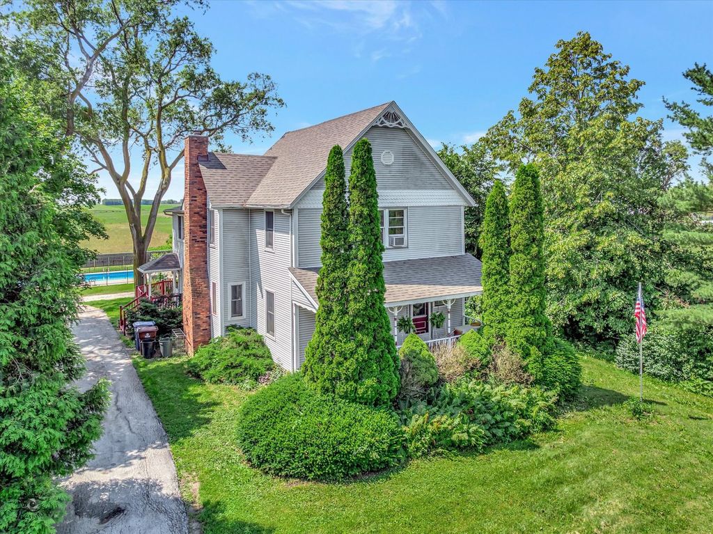 3663 W Church Road, Beecher, IL 60401